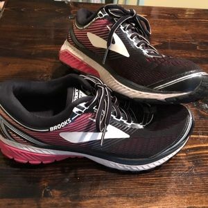 Brooks Ghost 10 Running Shoes